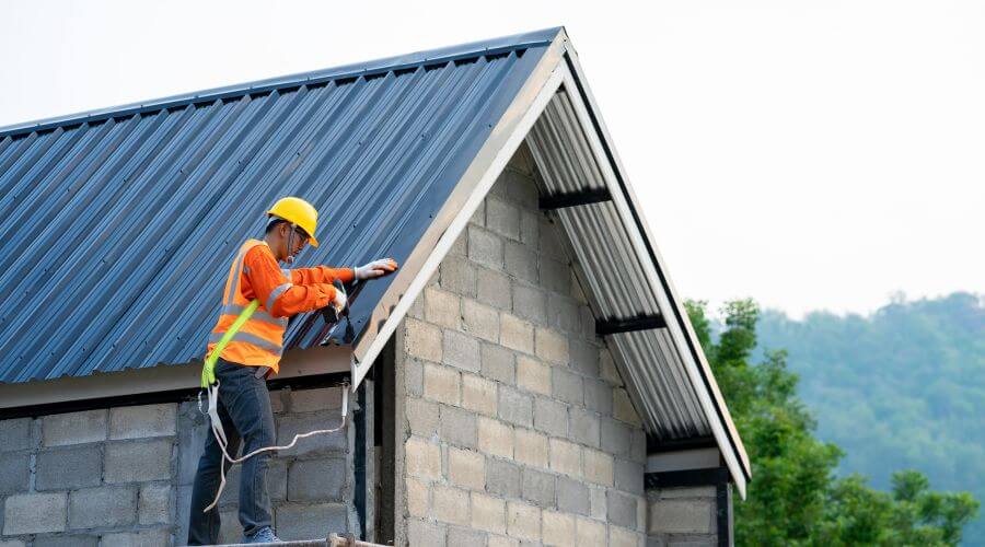 Professional residential roofers in Chrisney, IN